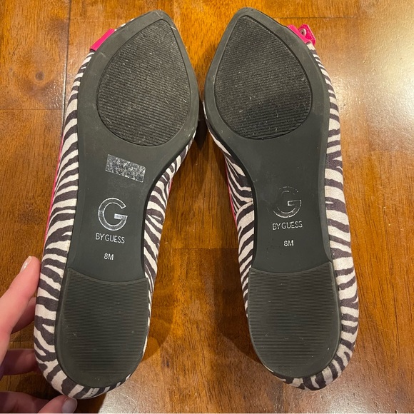 NWOT Guess Zebra Print Flats in 8 - Picture 4 of 6